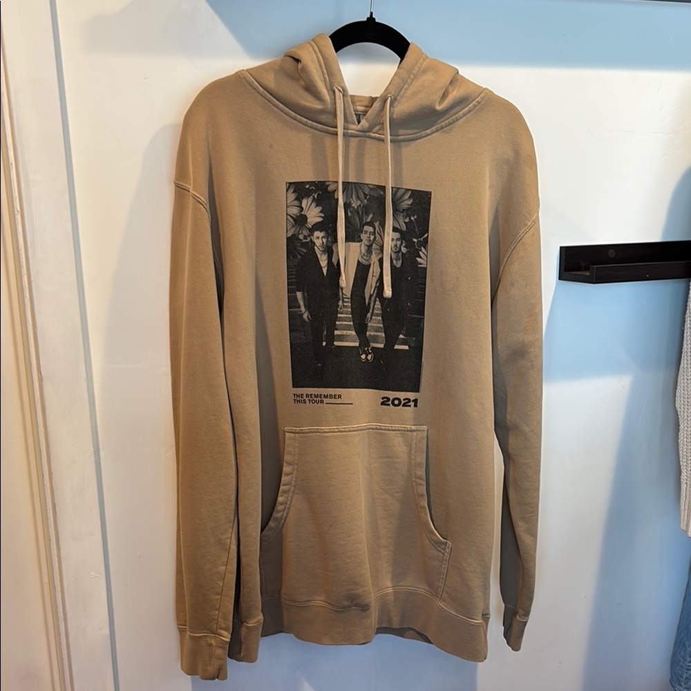 ‘The Remember Tour’ 2021 Jonas Brothers Tan Hoodie
